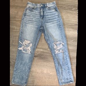 American Eagle Mom Jeans